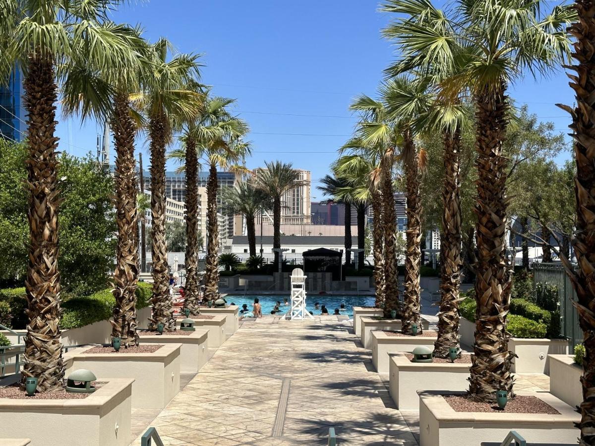 Mgm Signature Deluxe Balcony Strip View Suite Las Vegas Dış mekan fotoğraf