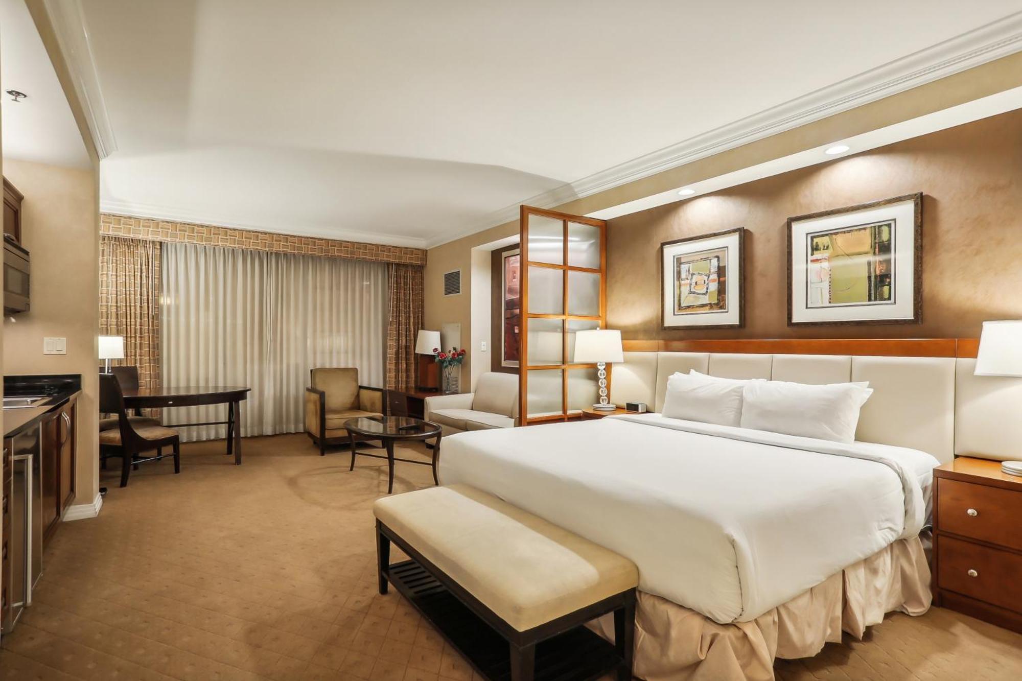 Mgm Signature Deluxe Balcony Strip View Suite Las Vegas Dış mekan fotoğraf