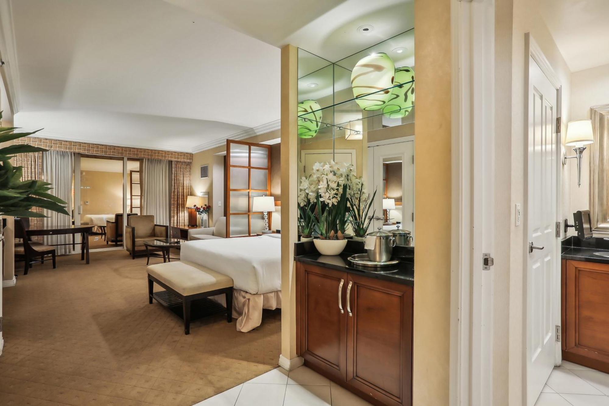 Mgm Signature Deluxe Balcony Strip View Suite Las Vegas Dış mekan fotoğraf