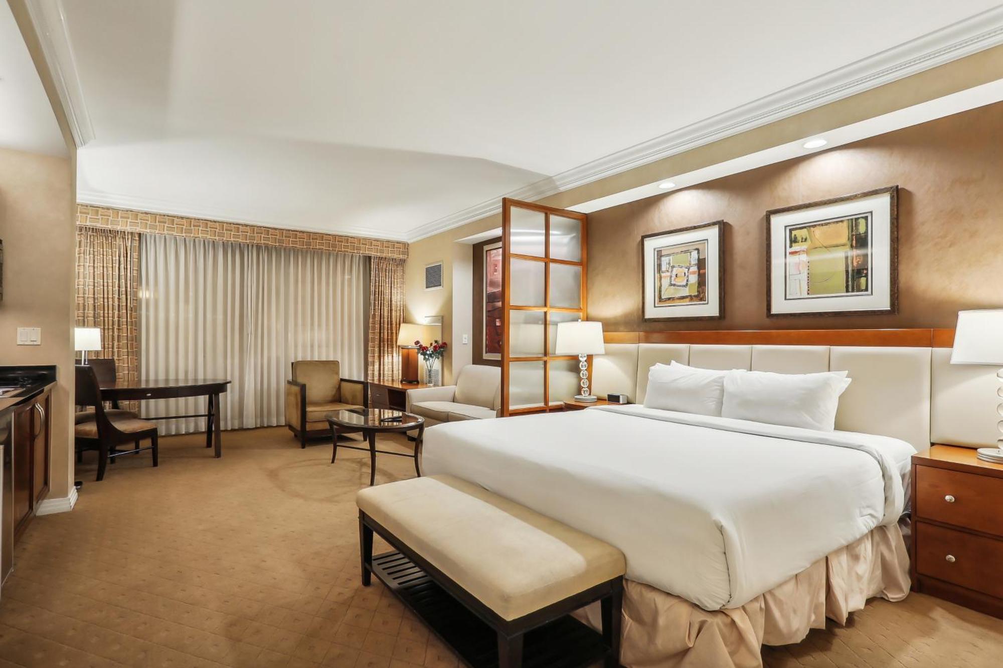 Mgm Signature Deluxe Balcony Strip View Suite Las Vegas Dış mekan fotoğraf
