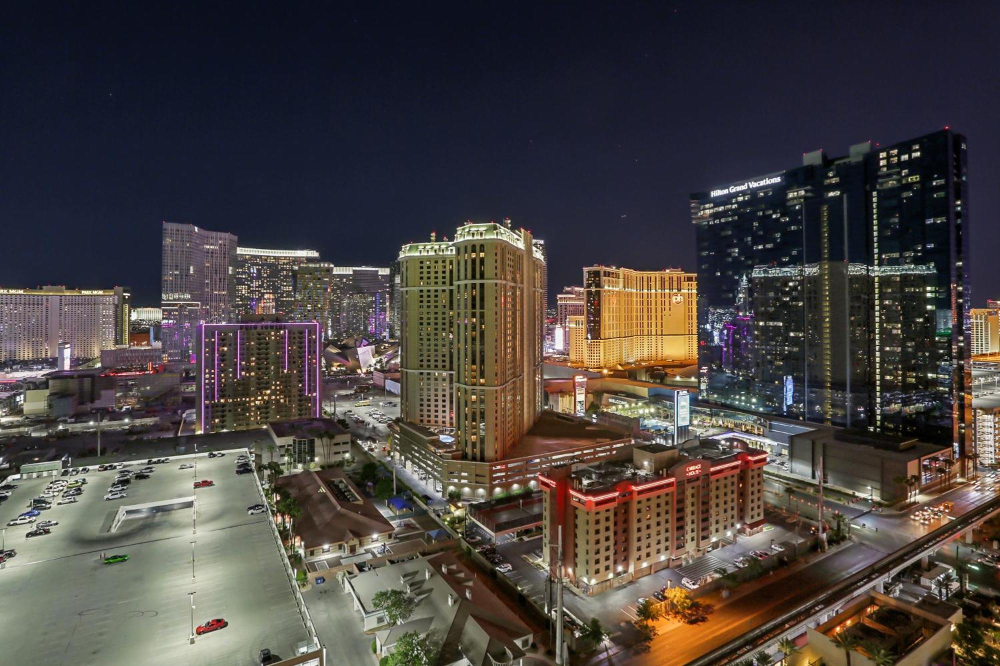 Mgm Signature Deluxe Balcony Strip View Suite Las Vegas Dış mekan fotoğraf